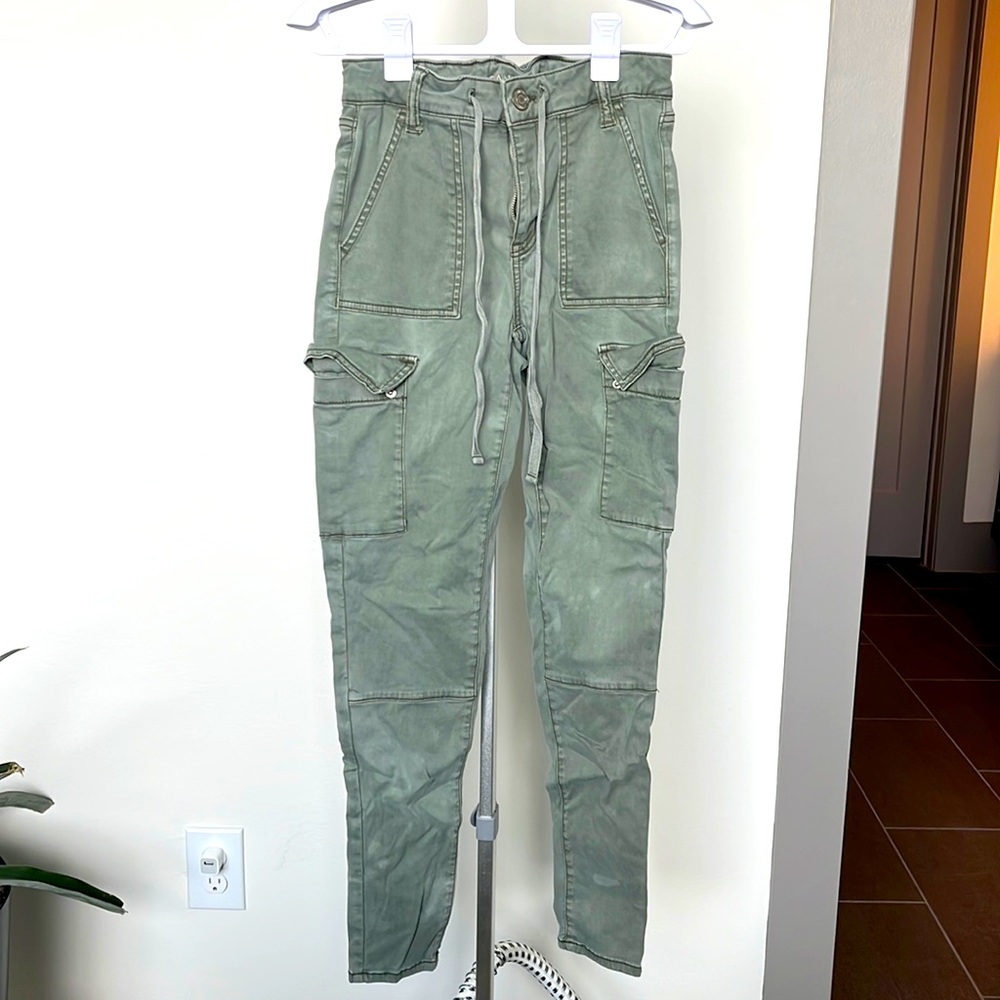 American Eagle Cargo Skinny Jeans